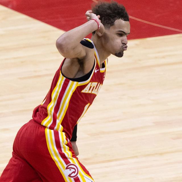 trae-young-hawks-sixers-game-5.jpg